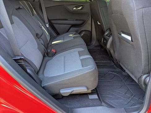 New 2026 Chevrolet Blazer LT w/ Convenience Package FWD image 32