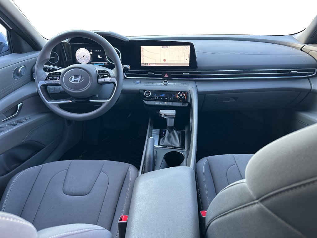 Used 2024 Hyundai Elantra SEL FWD image 21