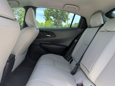Used 2023 Toyota Prius XLE FWD image 28