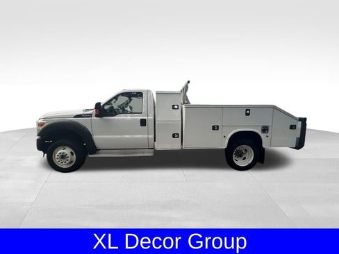 Used 2016 Ford F550 2WD Regular Cab Super Duty image 8