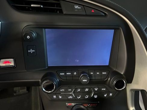 Used 2016 Chevrolet Corvette Z06 w/ 3LZ Preferred Equipment Group image 15