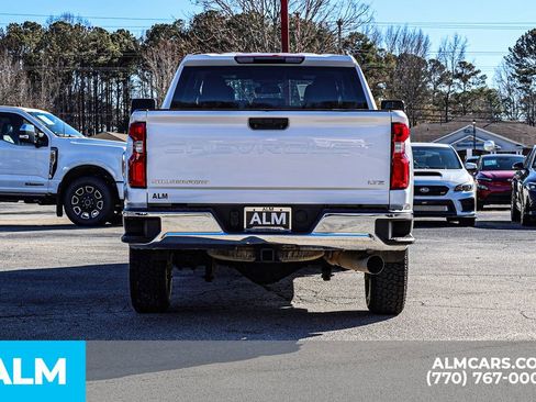 Used 2024 Chevrolet Silverado 2500 LTZ image 12