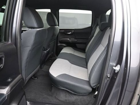 Used 2021 Toyota Tacoma TRD Off-Road image 35