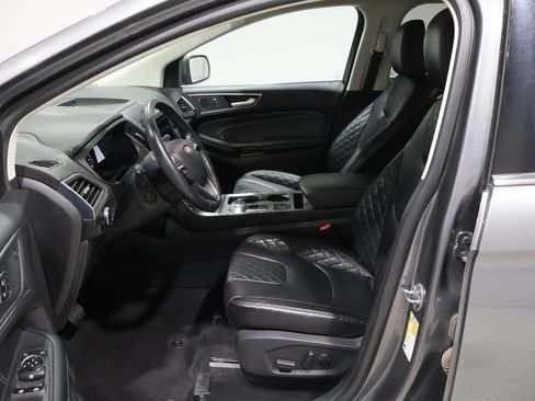 Used 2024 Ford Edge Titanium w/ Equipment Group 301A AWD/4WD image 9