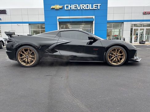 Used 2023 Chevrolet Corvette Stingray Convertible w/ Z51 Performance Package image 6
