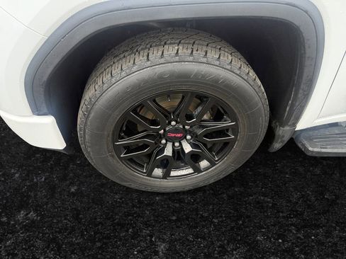 Used 2021 GMC Sierra 1500 Elevation w/ X31 Off-Road Package image 9