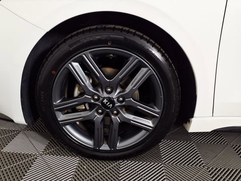 Used 2020 Kia Forte GT-Line image 7