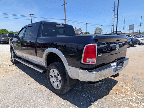 Used 2016 RAM 2500 Laramie AWD/4WD image 3