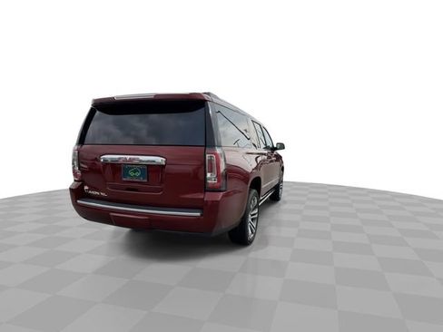 Used 2020 GMC Yukon XL Denali w/ Denali Ultimate Package image 7