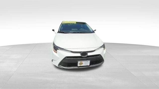 Used 2023 Toyota Corolla LE FWD image 42