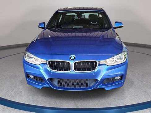 Used 2017 BMW 340i Sedan RWD image 2