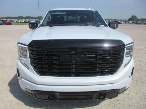 New 2026 GMC Sierra 1500 Denali w/ Denali Reserve Package AWD/4WD image 13