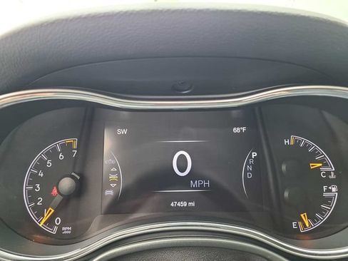Used 2021 Jeep Grand Cherokee Limited AWD/4WD image 26