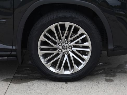 Certified 2022 Lexus RX 350L Luxury image 11