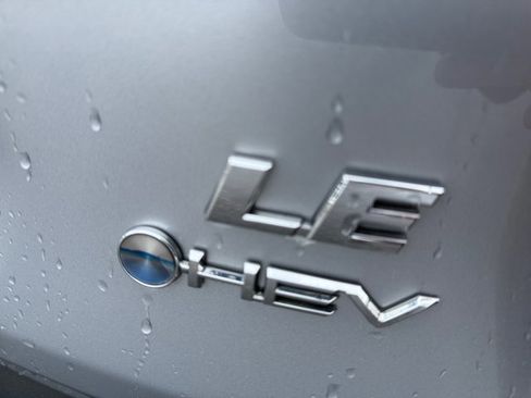 Used 2025 Toyota RAV4 LE image 16