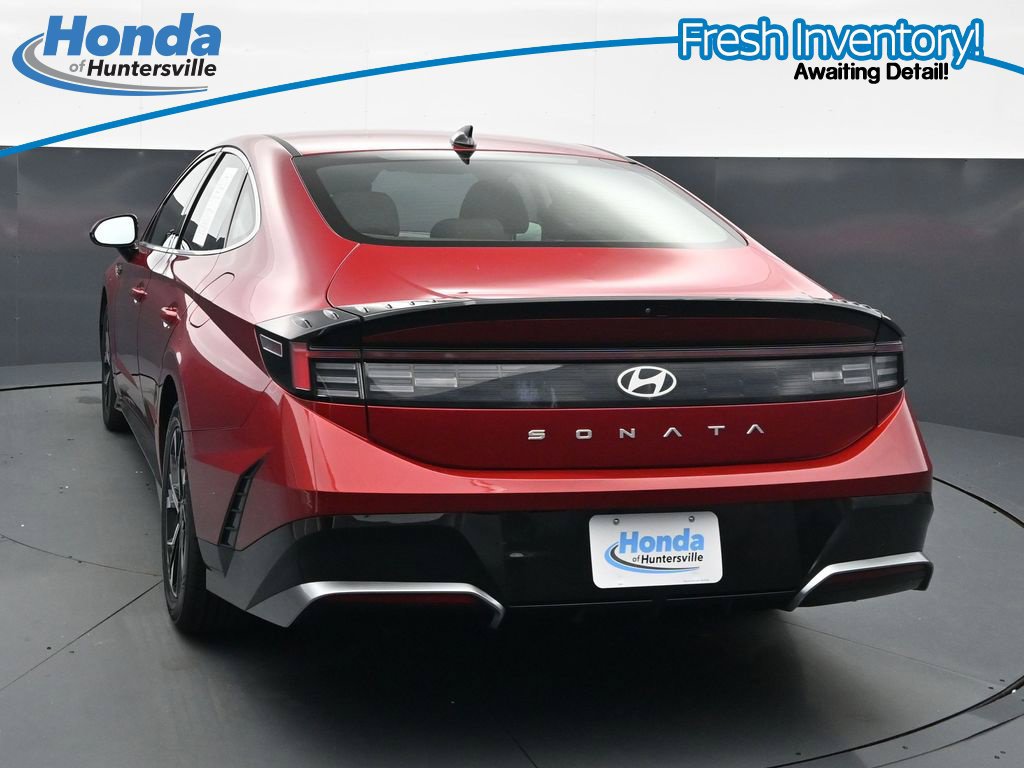 Used 2025 Hyundai Sonata SEL FWD image 8