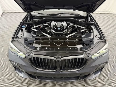 Used 2020 BMW X5 M50i AWD/4WD image 40