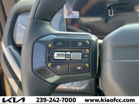 New 2027 Kia Seltos X-Line S w/ X-Line S Premium Package AWD/4WD image 23