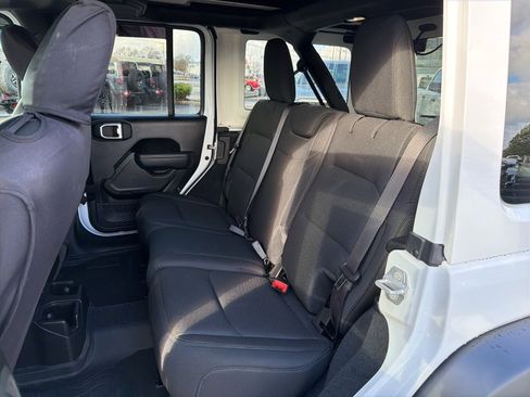 Used 2022 Jeep Wrangler Unlimited Sport w/ Sun And Sound Package image 20