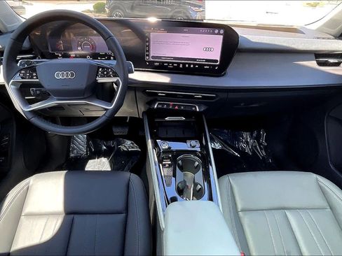 New 2026 Audi Q3 quattro 2.0T AWD/4WD image 5