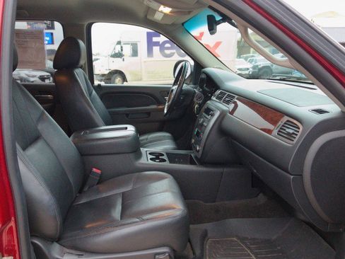 Used 2014 GMC Yukon SLT image 34