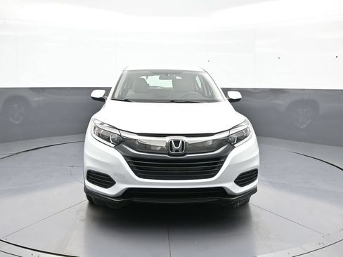 Certified 2022 Honda HR-V LX image 2