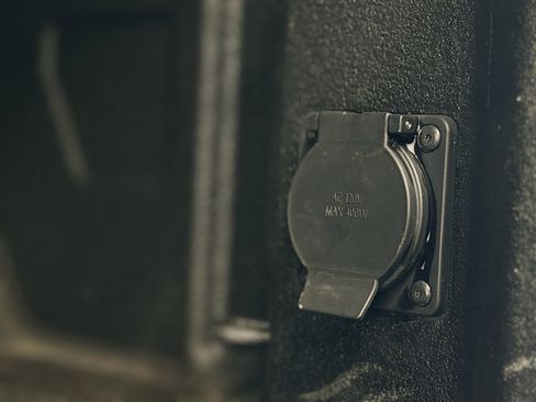 Used 2023 GMC Sierra 1500 Elevation w/ X31 Off-Road Package image 34