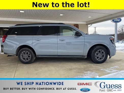 Used 2025 Ford Expedition Max Active image 1