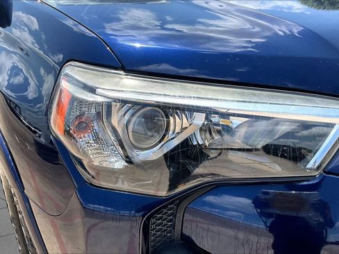 Used 2019 Toyota 4Runner SR5 RWD image 27