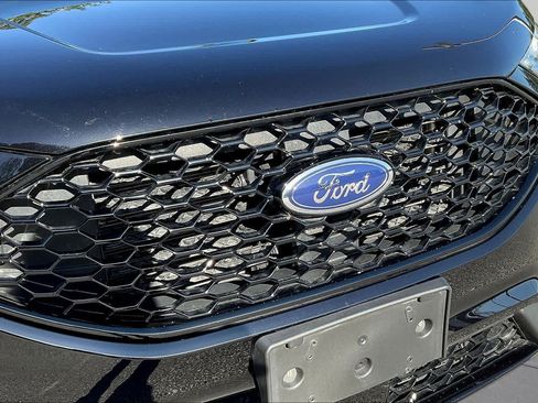 Used 2022 Ford Edge ST-Line w/ Class II Trailer Tow Package AWD/4WD image 59