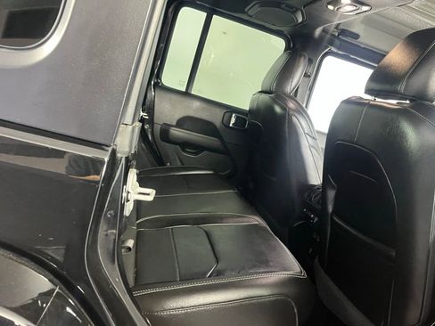 Used 2023 Jeep Wrangler Unlimited Sahara w/ Cold Weather Group image 27