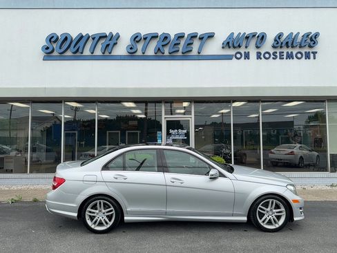Used 2013 Mercedes-Benz C 300 4MATIC Sedan image 1