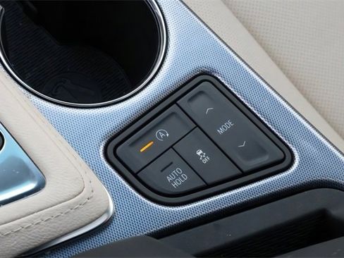 Used 2025 Cadillac CT4 Premium Luxury image 19