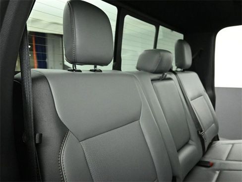 Used 2024 Ford F150 Lightning Lariat image 27