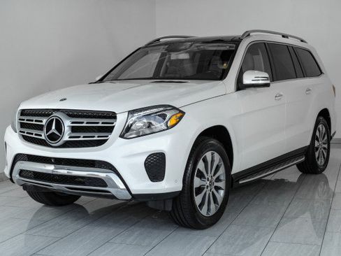 Used 2018 Mercedes-Benz GLS 450 4MATIC image 4