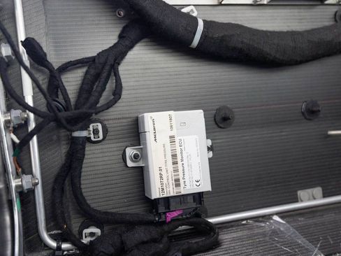 Used 2015 McLaren P1 image 44