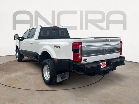 Used 2024 Ford F350 King Ranch w/ FX4 Off-Road Package image 8