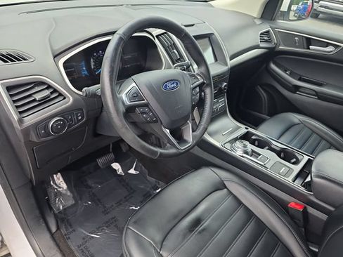 Used 2019 Ford Edge SEL w/ Equipment Group 201A FWD image 17