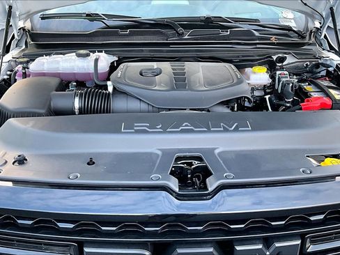 New 2025 RAM 1500 Limited image 11