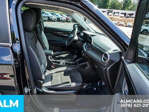 Used 2025 Chevrolet TrailBlazer LT FWD image 22