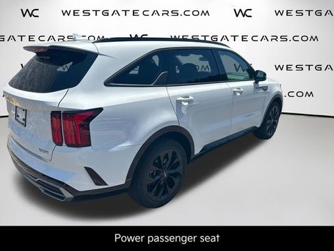 Certified 2023 Kia Sorento SX FWD image 23