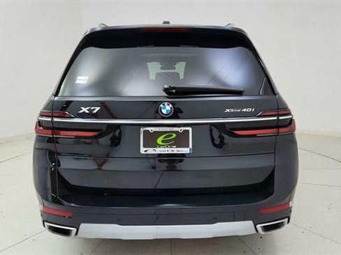 Used 2026 BMW X7 xDrive40i image 5