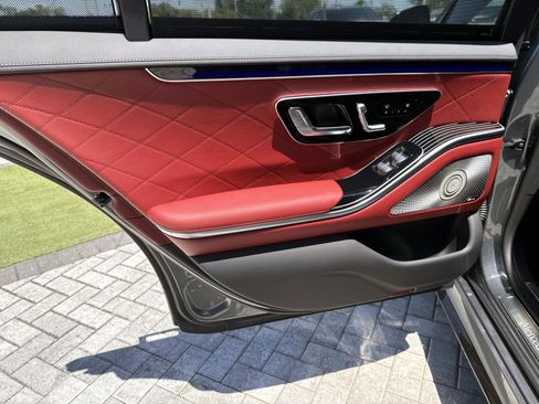 New 2026 Mercedes-Benz S 580e 4MATIC Sedan image 11