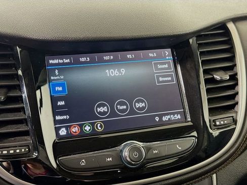 Used 2019 Chevrolet Trax LT w/ Driver Confidence Package image 15