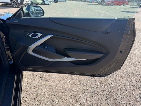 Used 2017 Chevrolet Camaro LT image 21