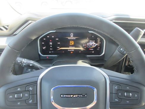 New 2026 GMC Sierra 3500 Denali w/ Denali Reserve Package AWD/4WD image 18