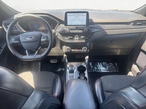 Used 2023 Ford Escape ST-Line FWD image 10