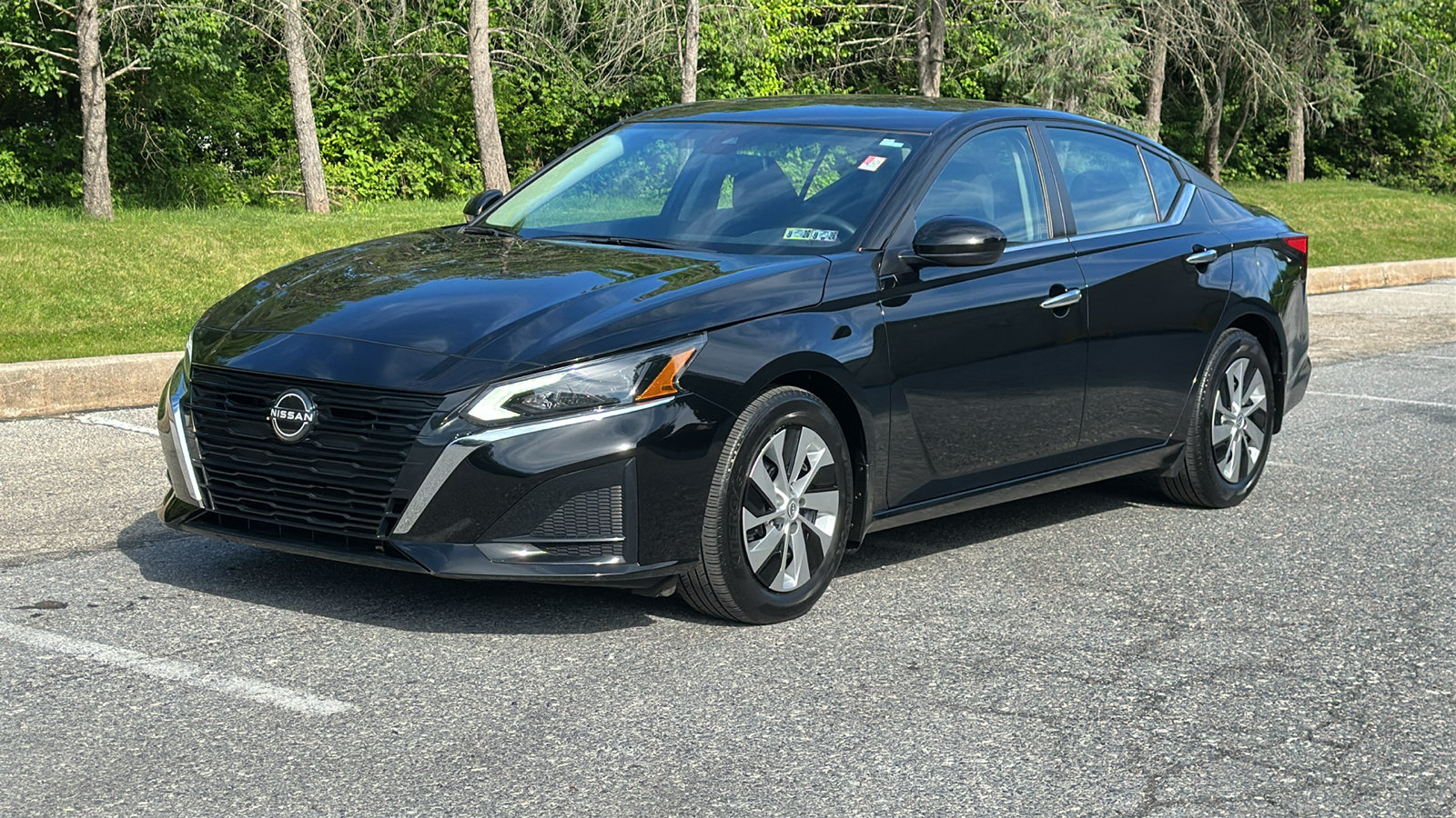 Certified 2023 Nissan Altima 2.5 S FWD image 2