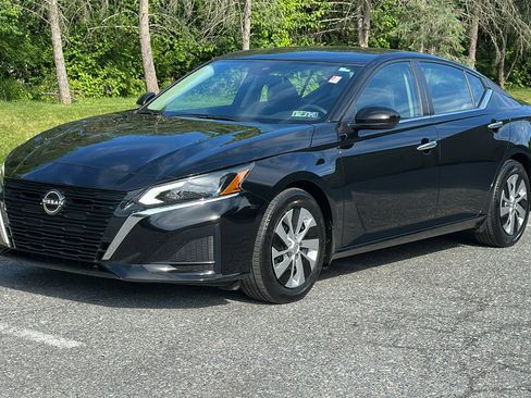 Certified 2023 Nissan Altima 2.5 S FWD image 2
