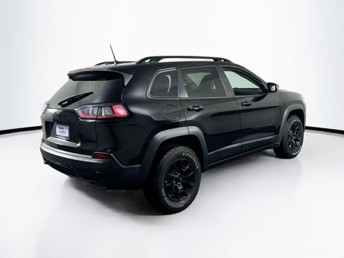 Used 2022 Jeep Cherokee Latitude w/ Sun & Sound Group AWD/4WD image 5